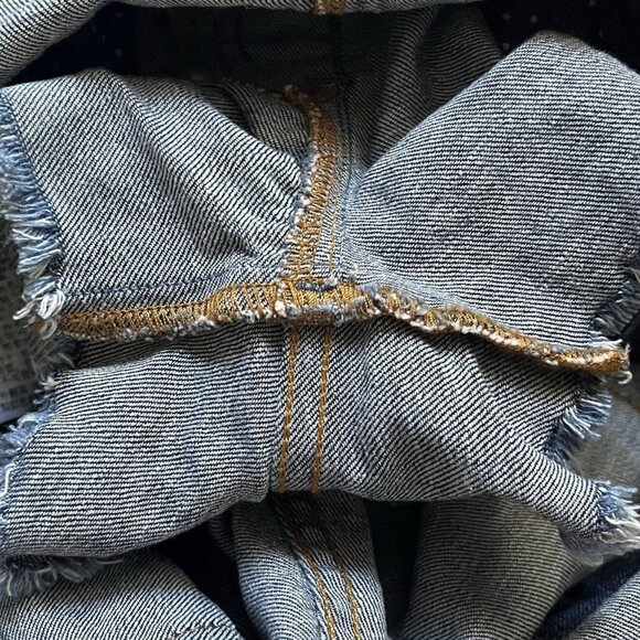 Guess Paulette Shortall Denim Distressed Overalls Women’s Size S - Picture 8 of 16